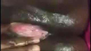 Te tākaro i te ara dat tiakarete teen topanga mākū