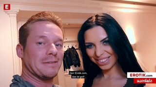 Kira regina a primit sarcină mare de la un utilizator (germană) VIDEO complet pe kira.erotik.com GRATUIT - date de utilizator minunat