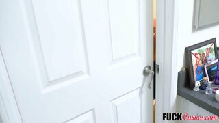 Заставайся Дома АД першага АСОБЫ - Рэбека