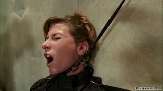 Стӧл докы милф икс иӓш сотемдӓрӹмӹ брюнетка ариэль кӹлден кердӹнӓ рабыня тидӹ ылеш, а вара кид мастар дӓ цепжӹ кычалал пашкарвлӓм келесымаш трахать дилдо анал Орландо